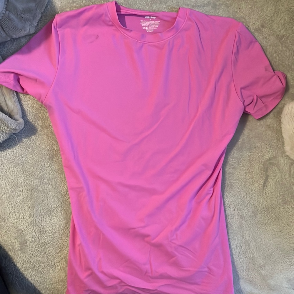 Size xs neon orchard skims fits everybody shirt